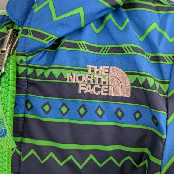 The North Face Toddler Reversible Jacket – Blue/Green Print – Size 18-24 Months - Picture 4 of 8
